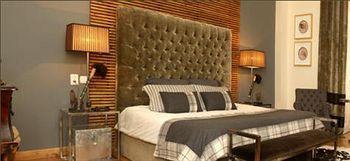 Casa De Santos Bed & Breakfast 3*